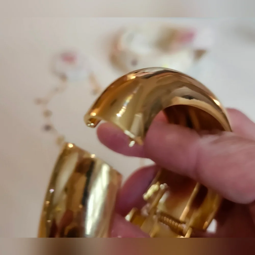 Gold Smart Bracelet